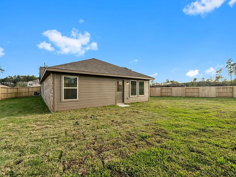 318 Harbor Bend Ct — Photo 40