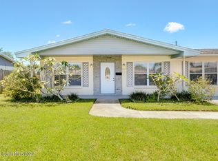 2205 Lakeview Dr, Melbourne, FL 32935