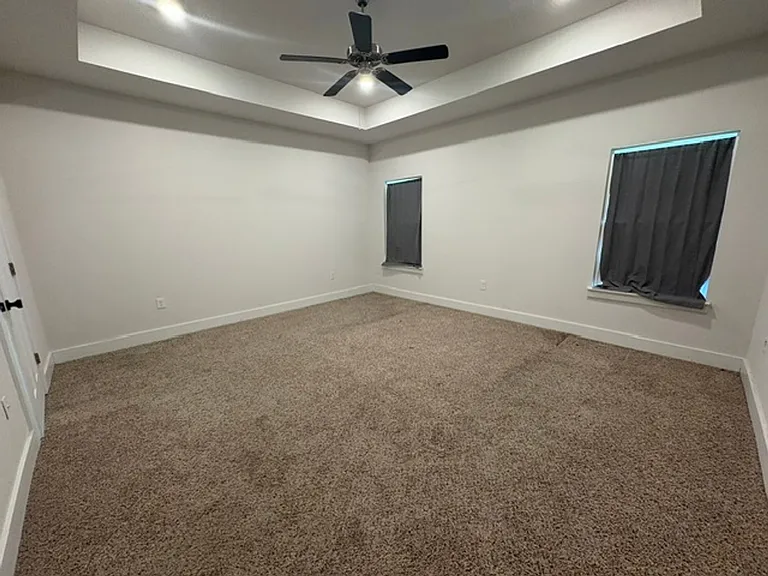 1114 Shoal River Dr — Photo 12