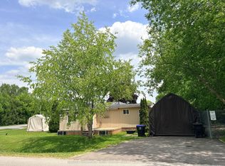 78 Vernon St, Essa, ON L0M1B0