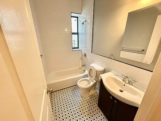 Rented by Compass | media 3