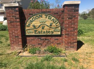 9016 Wagon Trl, Lincolnton, NC 28092