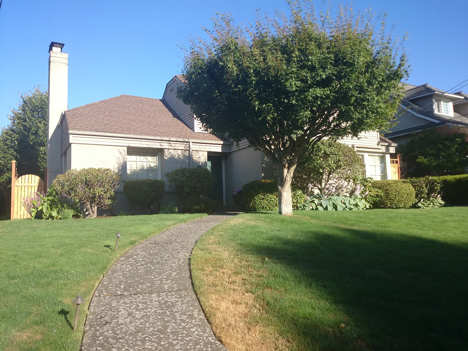 3027 27th Ave W photo 1