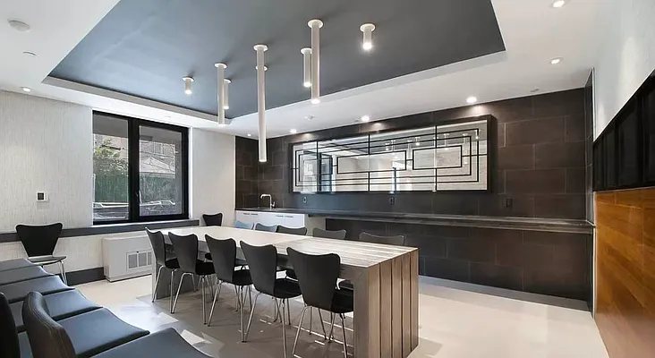 Rented by Artur Gutman, LREB | media 59