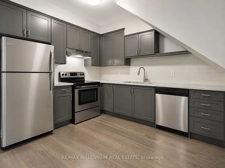256 Royal York Rd #110 — Photo 8