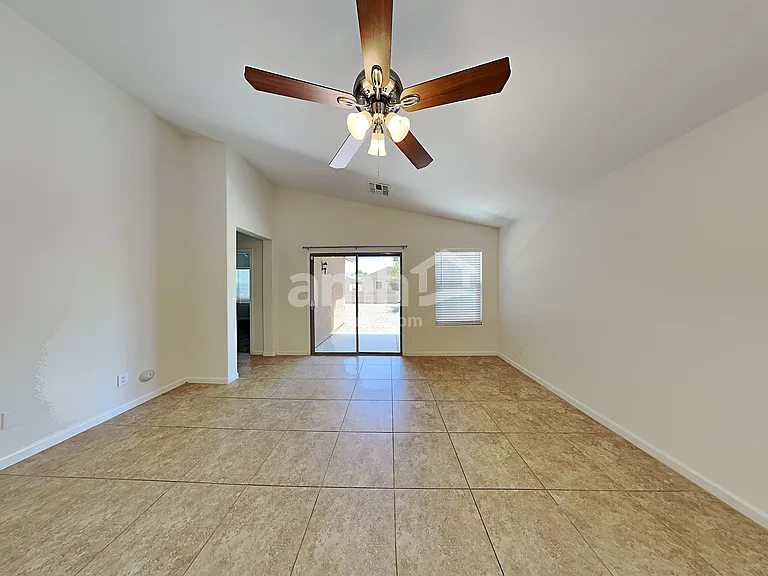 1417 W Belmont Red Trl — Photo 6