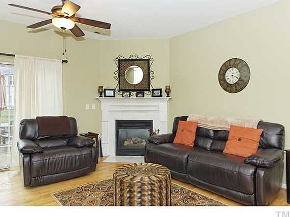 3rd image of 3020 White Cloud Cir