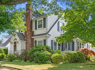 118 Crothers Ave, Cranston, RI 02910