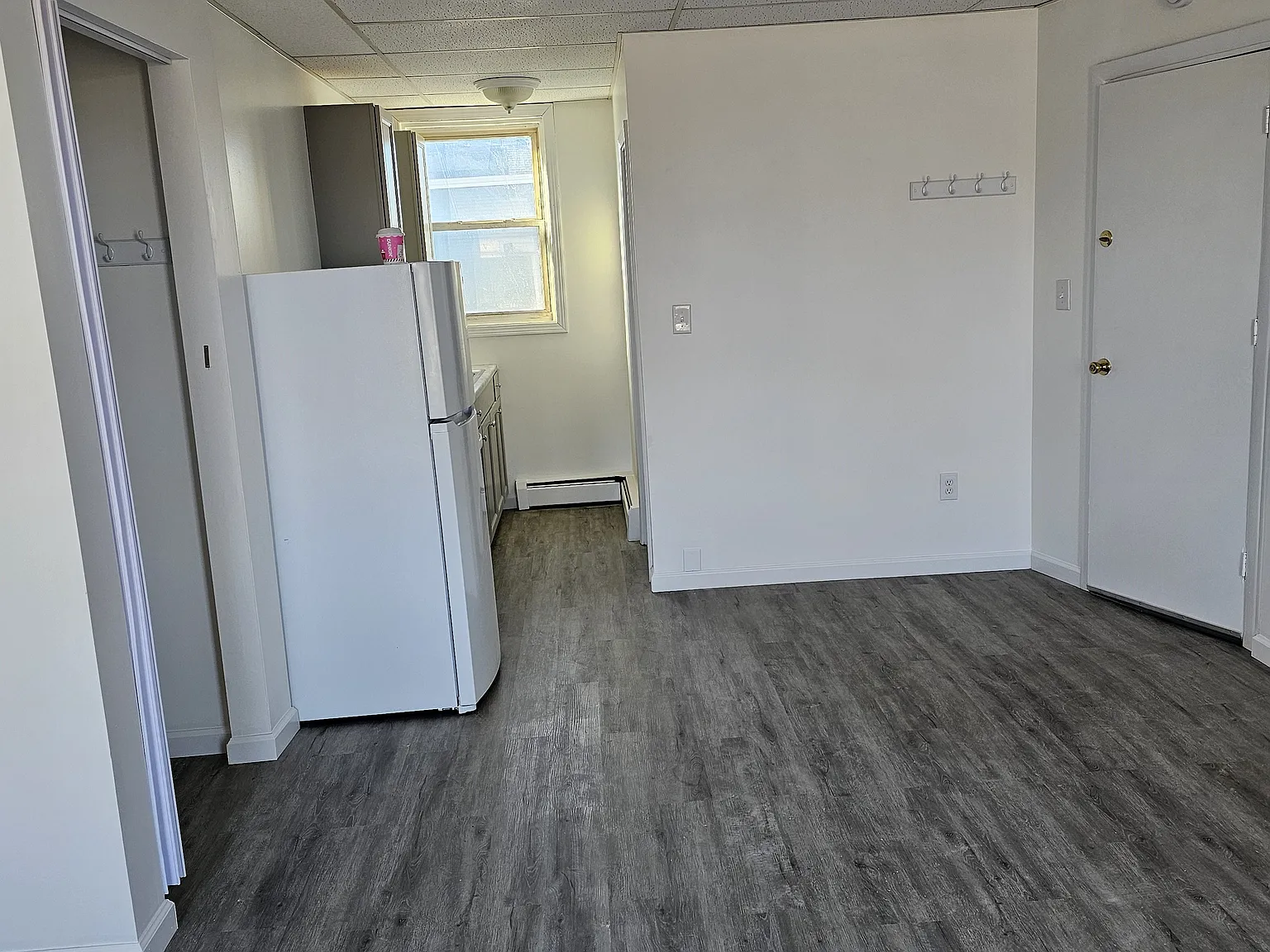 92 Carpenter St — Photo 4