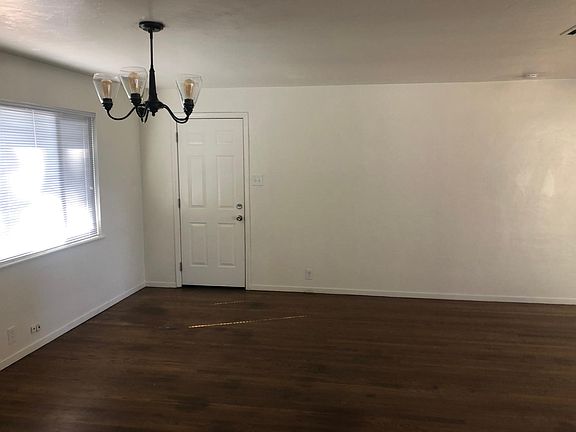 4th image of 1201 W Myrtle Ave