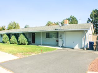 10555 Wright Ave, Klamath Falls, OR 97603