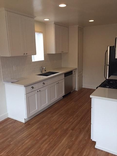 1st image of 3732 S Sepulveda Blvd APT 2