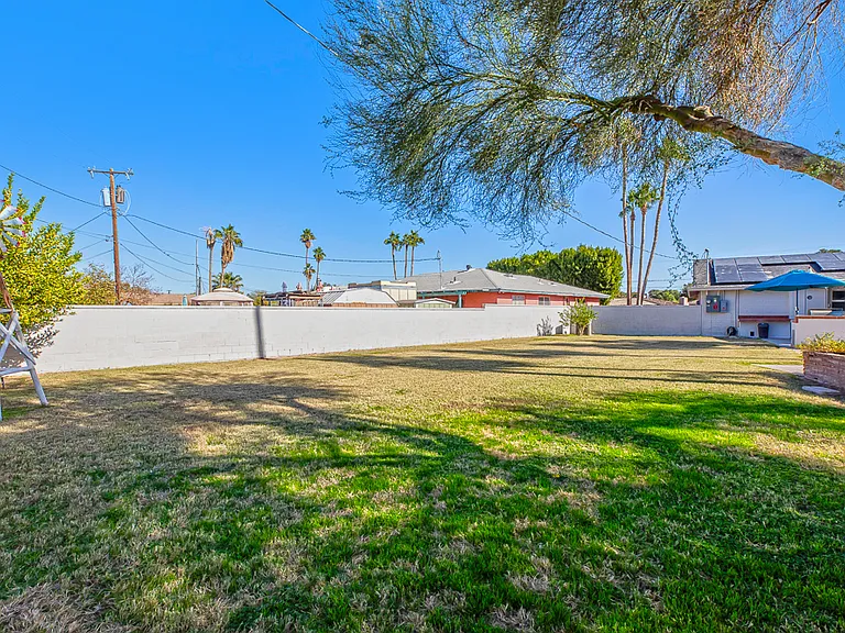2940 S Arizona Ave — Photo 27