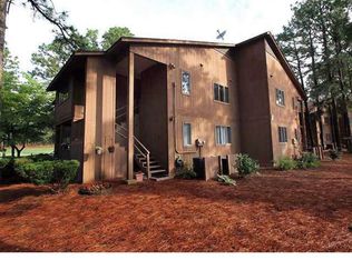 202 Fairway Ct, Southern Pines, NC 28387