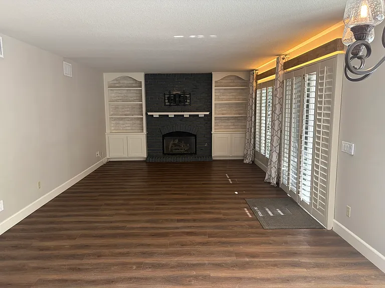 28927 Woodside Dr — Photo 40