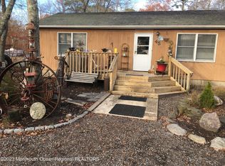 45 Harbor Inn Rd, Bayville, NJ 08721