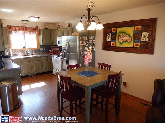 5th image of 2711 NW Dahlia Dr