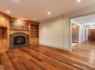 1015 Andrews Rd, Lake Oswego, OR 97034