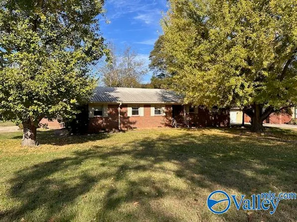215 Woodley Ter, Boaz, AL 35957