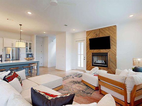 4th image of 5601 Trout Ln
