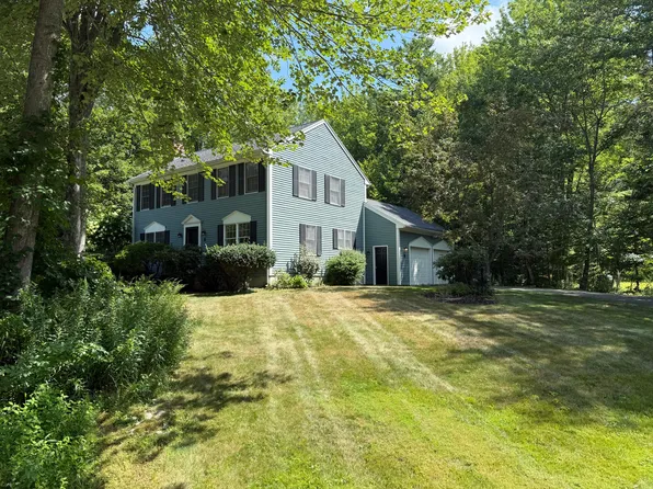 8 Fairway Drive, Scarborough, ME 04074
