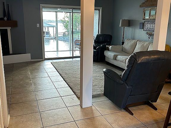 Living Area to lake view. 