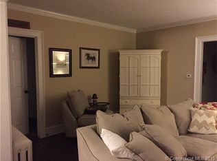 92 Maplewood Ave, West Hartford, CT 06119