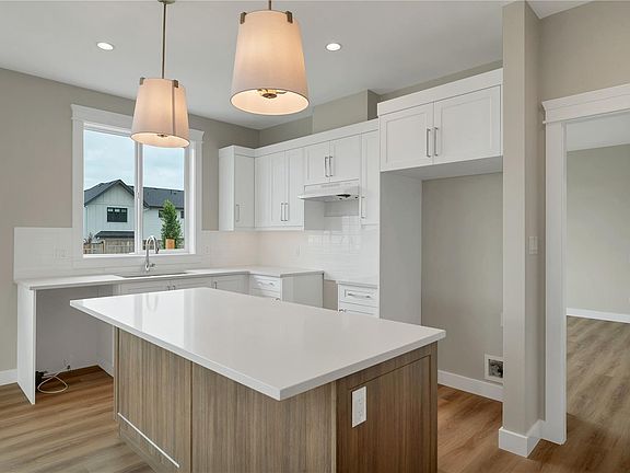3rd image of 457 Arizona Dr #12