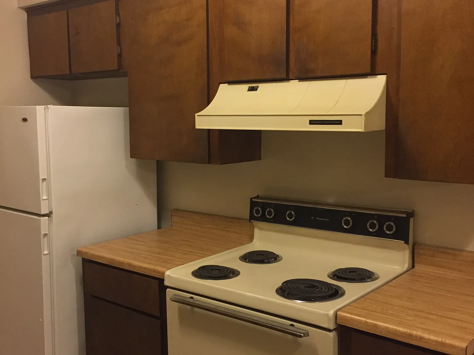 3 bed, 960 sqft, $1,000 — Photo 3