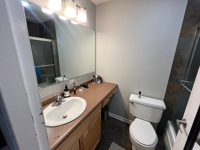 1 E Scott St #1012 — Photo 2