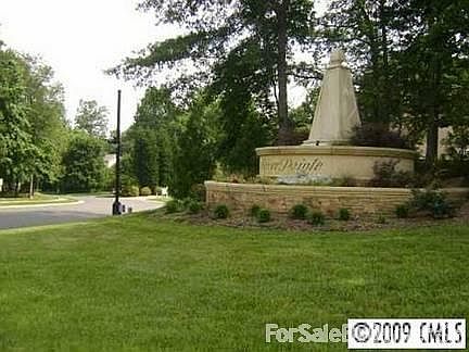 1st image of 16420 Plantation Woods Dr