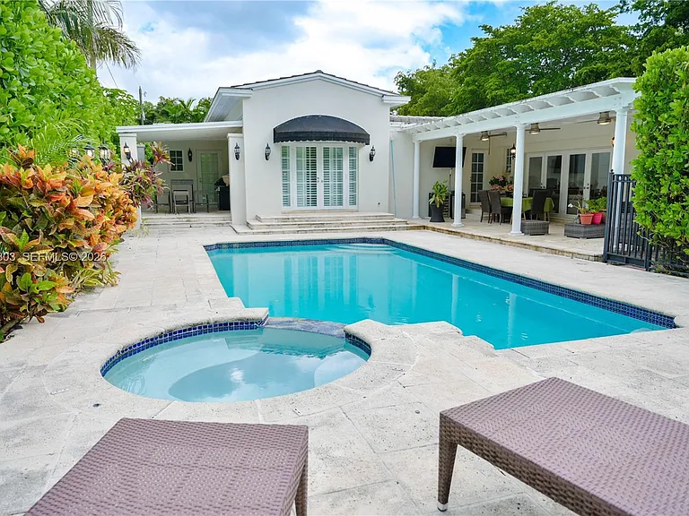 1535 Baracoa Ave — Photo 3