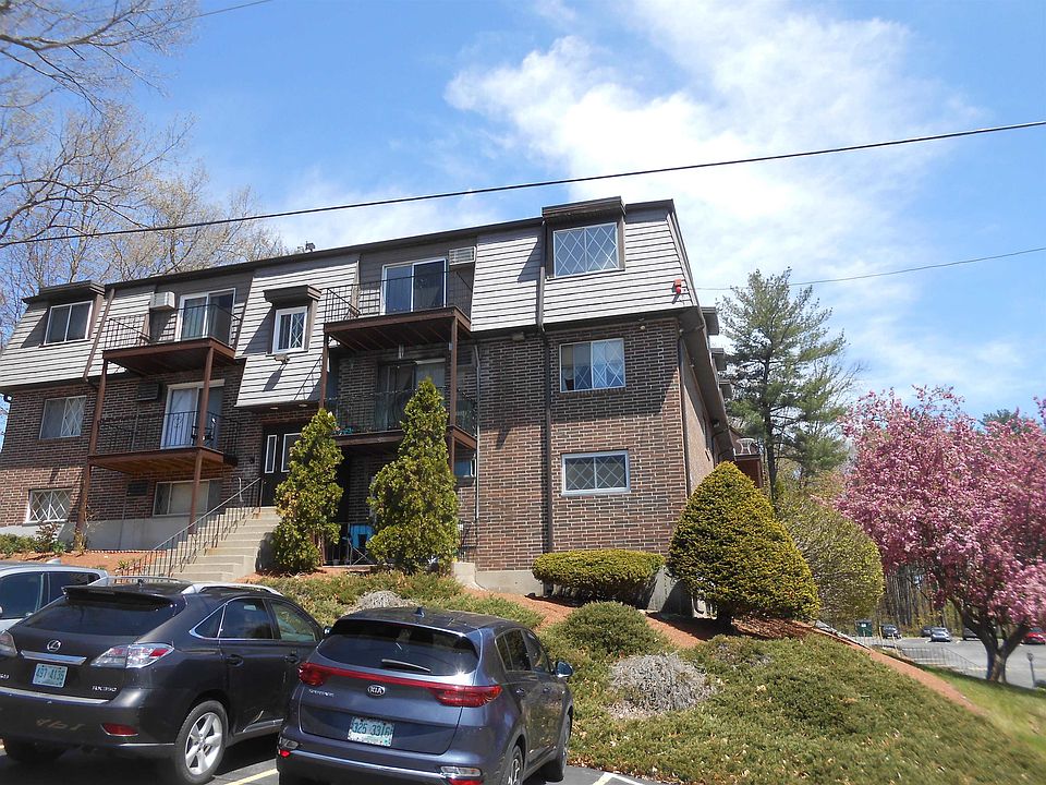 1st image of 4 Pembroke Dr Unit 18