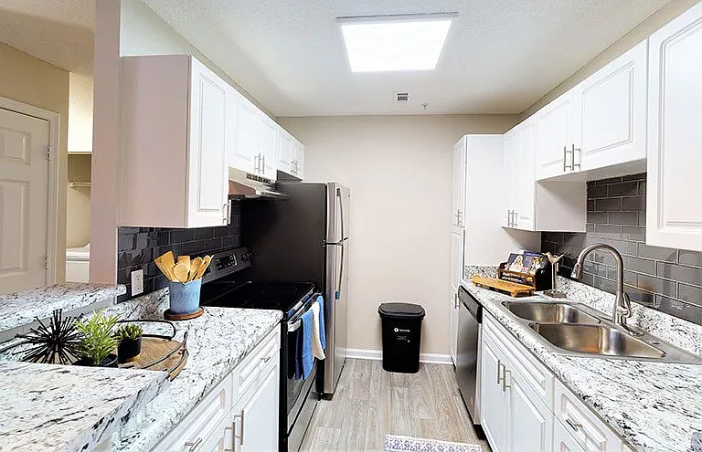 Creekside at Matthews Apartments — Photo 42