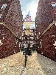 19-25 Kensington Avenue