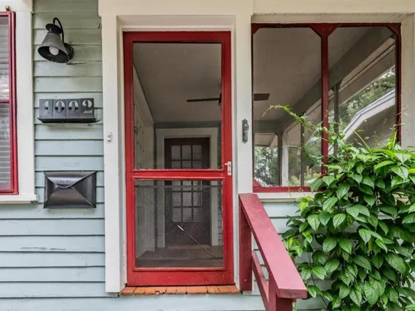 1002 E Crenshaw St, Tampa, FL 33604