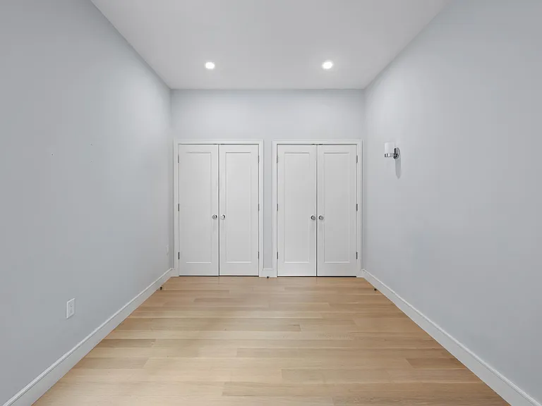 355 Congress St #404 — Photo 11