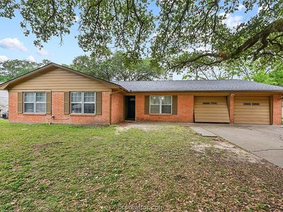 1401 Village Dr, College Station, TX, 77840