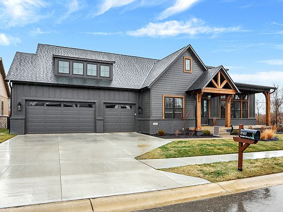 2nd image of 17107 Sanders Farm Cir