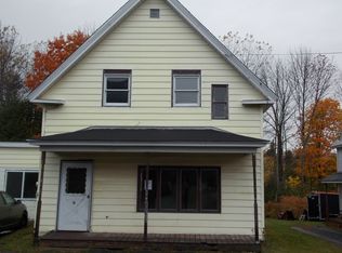 12 Crescent St, Barre, VT 05641