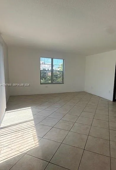 1165-98 Bay Dr #403 — Photo 3