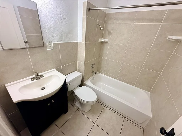 1135 Highland St N #7 — Photo 11