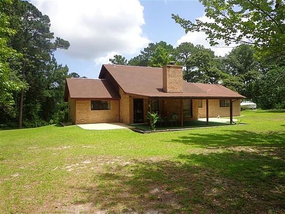 3rd image of 283 Edgemont Dr