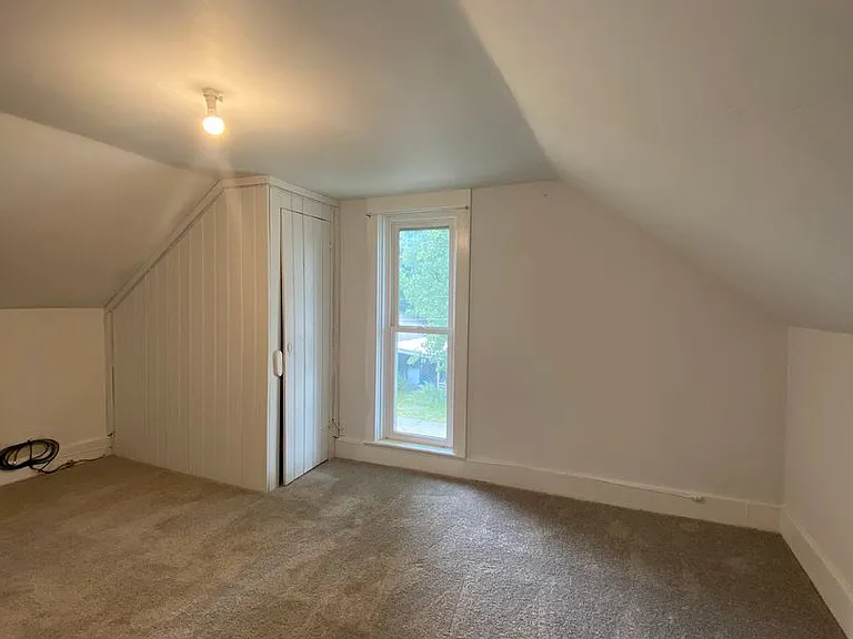 68037 Franklin St — Photo 12