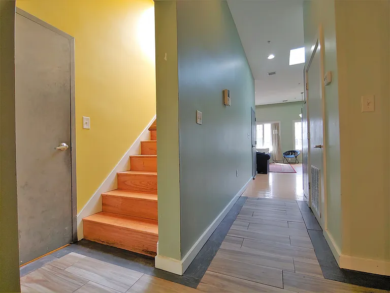 1431 Tremont St #3 — Photo 5