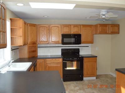4762 Lilac Ln, Salem, OR, 97305