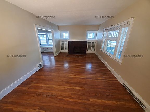 4th image of 1302 Hathaway Ave #1