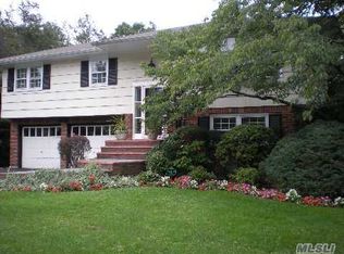 42 Johnson Pl, Oceanside, NY 11572