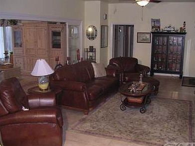 5th image of 1014 Texas Ct