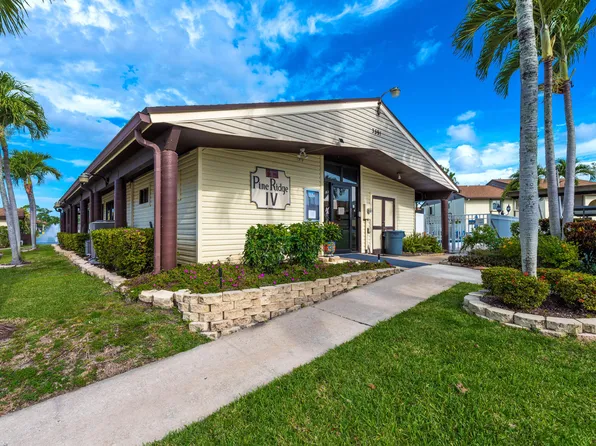 3561 Tall Pine Way #D-1, Greenacres, FL 33463
